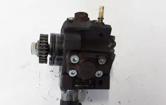 Renault Espace - Grand espace IV Fuel injection high pressure pump 8200690744