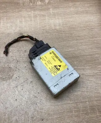 BMW 5 E60 E61 Center console control module 9183233