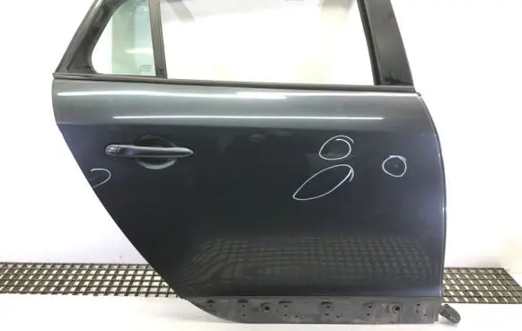 Rear door