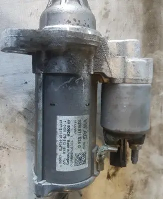 Volkswagen Golf VII Starter motor 02M911024Q
