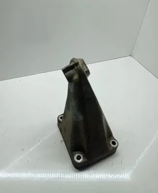 Mercedes-Benz C W203 Engine mounting bracket A6112230304