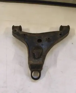 Front lower control arm/wishbone