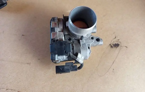 Hyundai Ioniq Throttle valve 3510003HA0