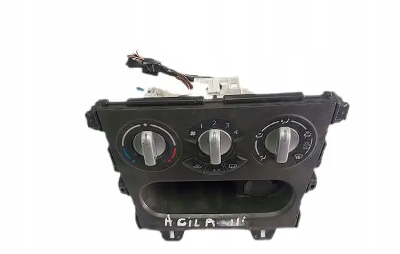 Opel Agila A Climate control unit 3946051K00