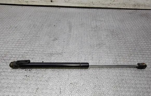 Mitsubishi Colt Tailgate/trunk strut/damper