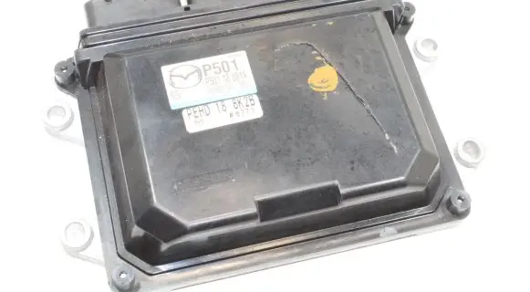 Mazda 3 II Engine control unit/module E6T66271H2 P50118881A