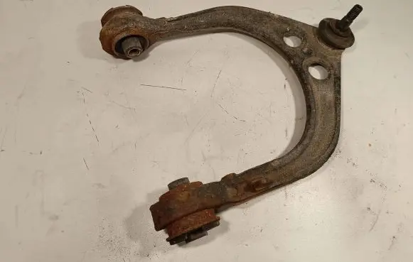 Lancia Thema Front upper control arm/wishbone 
