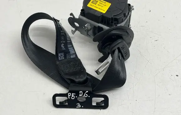 Peugeot 5008 II Third row seat belt 34198421B 34291984A