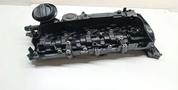 BMW 3 F30 F35 F31 Rocker cam cover 8570829 11128570829 80588785