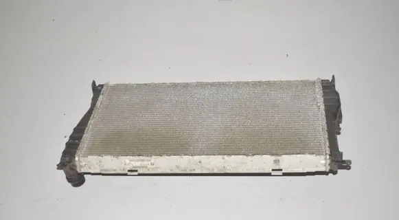 BMW 1 E81 E87 Coolant radiator 8778339 64118778339 7812913