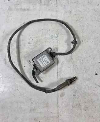Mercedes-Benz Vito Viano W447 Lambda probe sensor A0009050208 170822129902 A2C13684500287