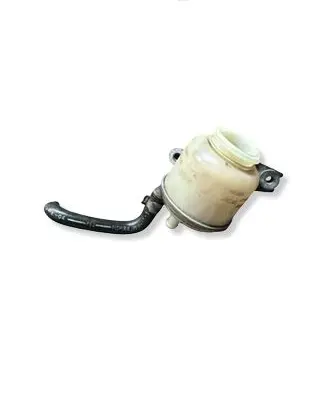 Infiniti FX Brake fluid reservoir 
