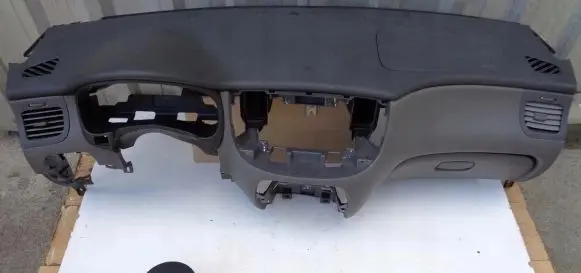 KIA Rio Dashboard 4589755