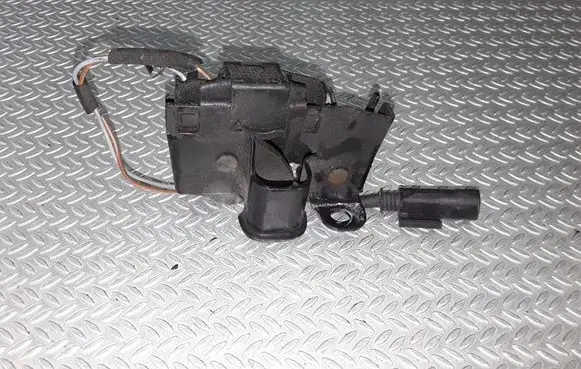 Mercedes-Benz S W220 Engine bonnet/hood lock/catch A2208800160