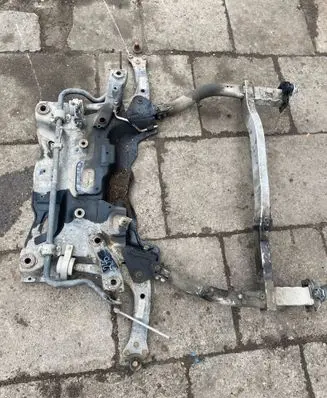 Peugeot 508 RXH Front subframe