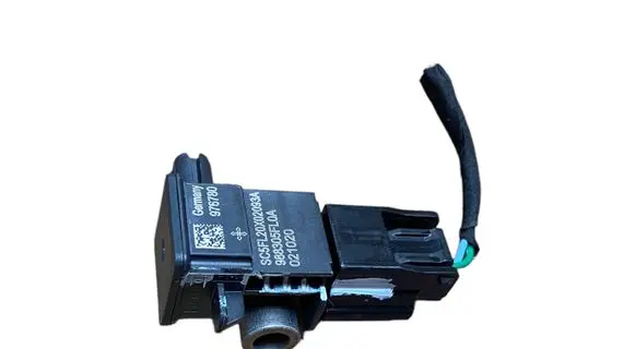 Renault Zoe Airbag deployment crash/impact sensor 988305FL0A 976780