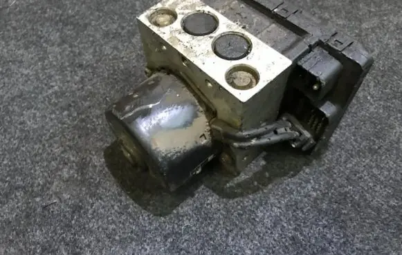 Volkswagen Golf IV ABS Pump 1j0907379g 100848-03103