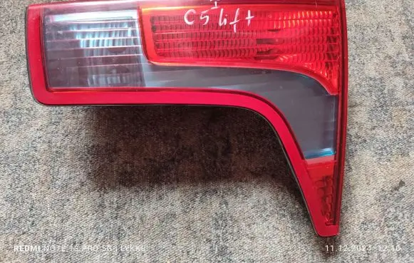 Citroen C5 Tailgate rear/tail lights 89034081X31