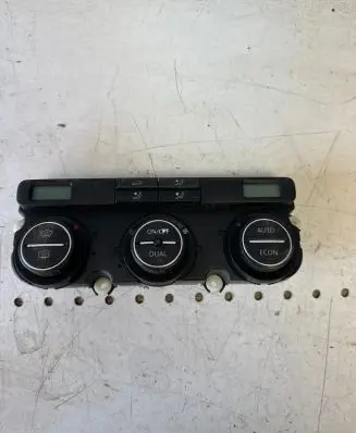 Volkswagen Golf V Climate control unit