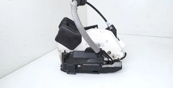 Volkswagen Polo V 6R Rear door lock 6R4839016A