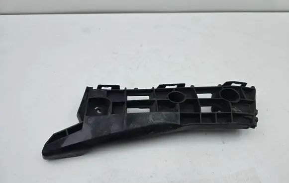 Toyota Prius (XW30) Front bumper mounting bracket 52116 47040