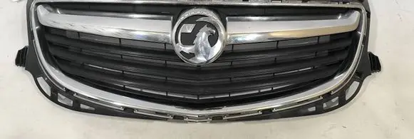 Opel Insignia A Front bumper upper radiator grill 13475242