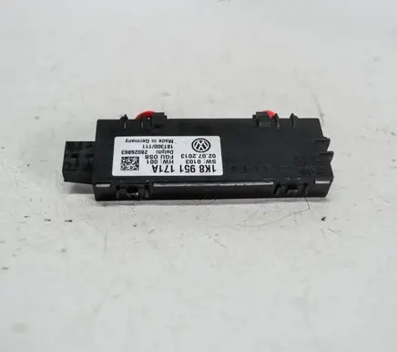 Seat Ibiza IV (6J,6P) Other devices 1K8951171A