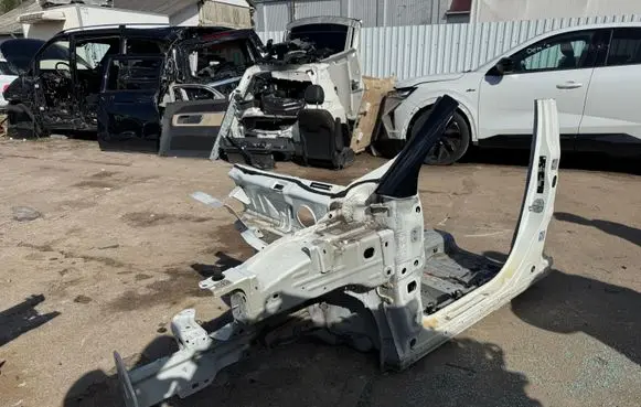 Front quarter panel