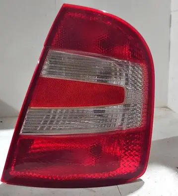 Skoda Fabia Mk1 (6Y) Rear/tail lights 6Y6945112C
