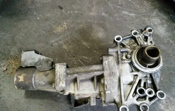 Citroen C-Crosser Gearbox transfer box case 