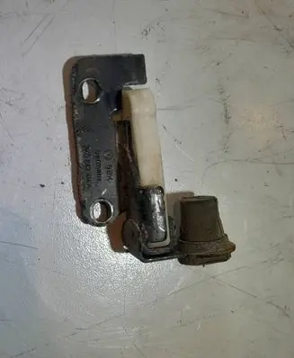 Volkswagen Caddy Sliding door check strap stopper 1K0843414A