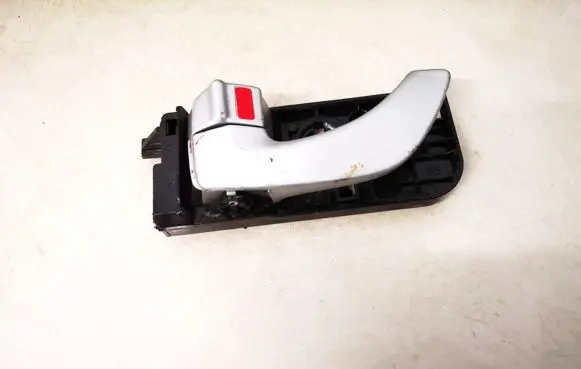 Hyundai Sonata Rear door interior handle