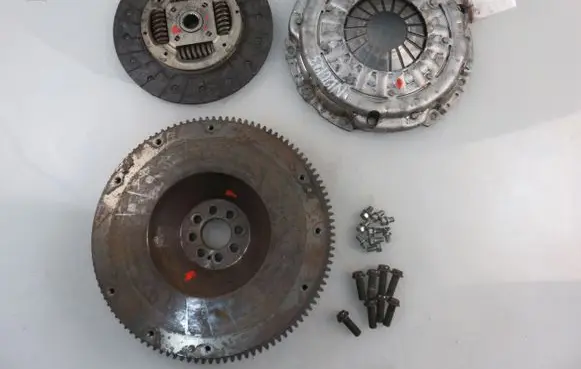 Renault Mascott Flywheel 701808 701806