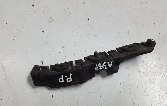 Audi A3 S3 8P Front bumper mounting bracket 