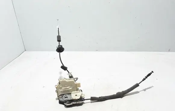 Porsche Panamera (970) Rear door lock 8K0839016
