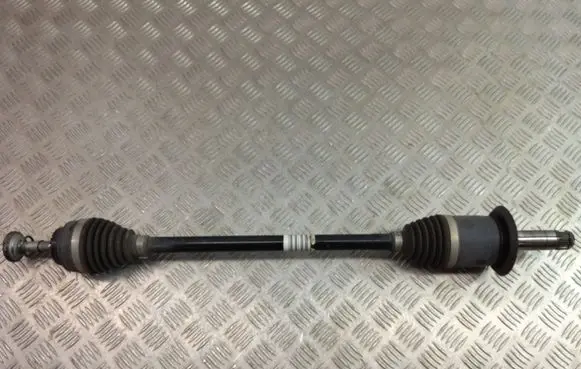 BMW X2 F39 Rear driveshaft 7646867
