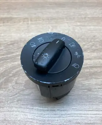 Volkswagen Golf V Light switch 1K0941431A