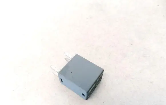 Hyundai Trajet Other relay 9522038000 95220-38000
