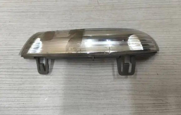 Volkswagen Golf V Mirror indicator light 1K0949102