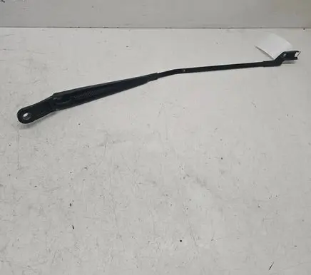 Peugeot 3008 I Front wiper blade arm 9672059480