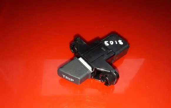 KIA Carens II Other switches/knobs/shifts 70515H