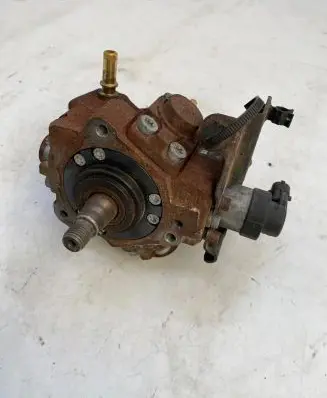 Citroen C4 I Picasso Fuel injection high pressure pump 9683703780 03002655976 0445010102