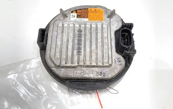 Mazda 6 Voltage converter/converter module 