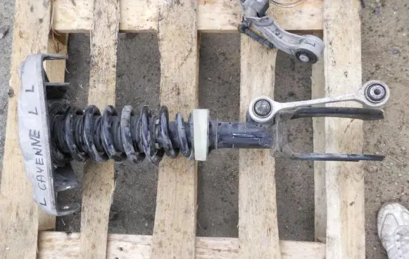 Porsche Cayenne (9PA) Front shock absorber with coil spring