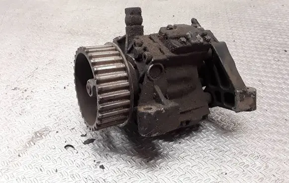 Nissan Qashqai Fuel injection high pressure pump A2C20000754