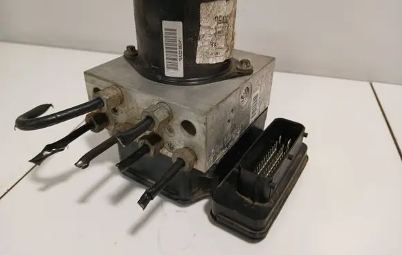 Opel Insignia A ABS Pump 22757649 16817015 16312215B