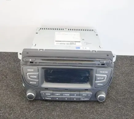 KIA Ceed Radio/CD/DVD/GPS head unit