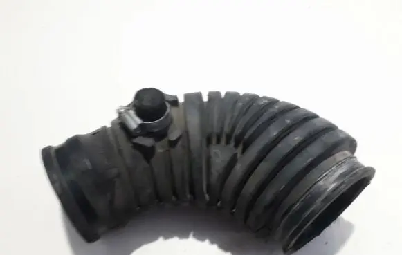 Mitsubishi Space Star Air intake hose/pipe