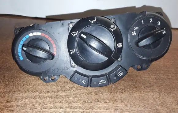 Toyota Avensis T250 Climate control unit NOCODE