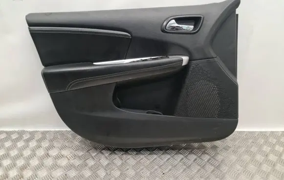 Fiat Freemont Front door card panel trim 5AEBFD120 1QF251XBAG